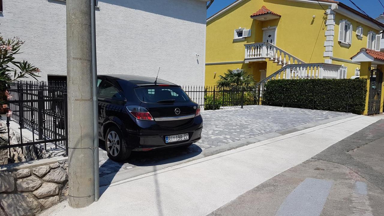 Apartments Gorana Crikvenica Exteriör bild